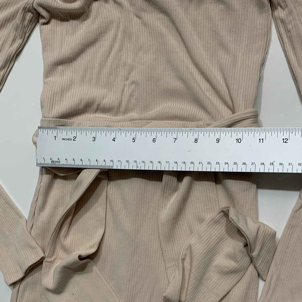 Lovers and Friends Sariah Beige Ribbed Midi Dress XS - $168 Excellent condition - Picture 12 of 14